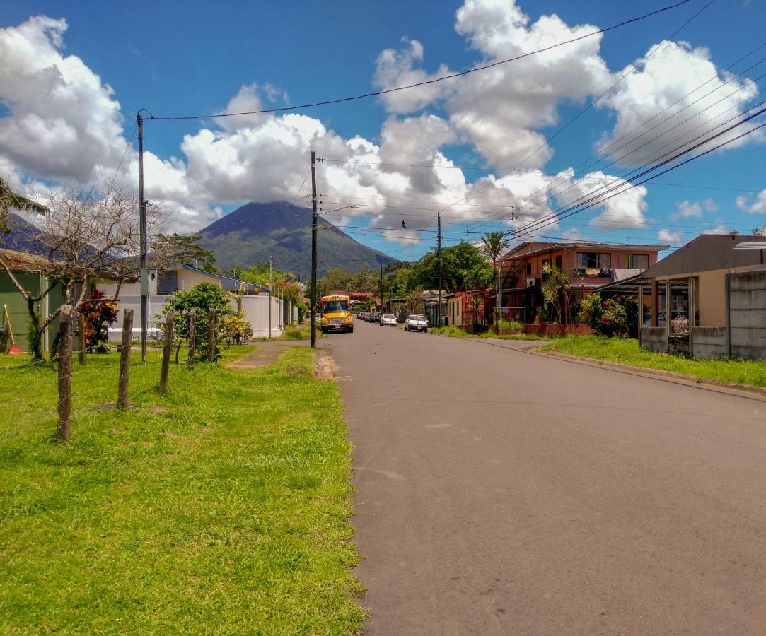 Butterfly Apartments La Fortuna Esterno foto